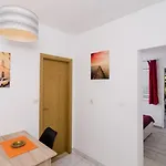 Ammos - One Bedroom With Shared Terrace And Sea View Mali Saplunara